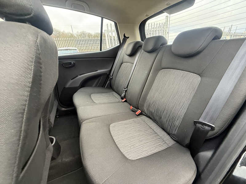 Used Hyundai i10 for sale - 77490699: Photo 35