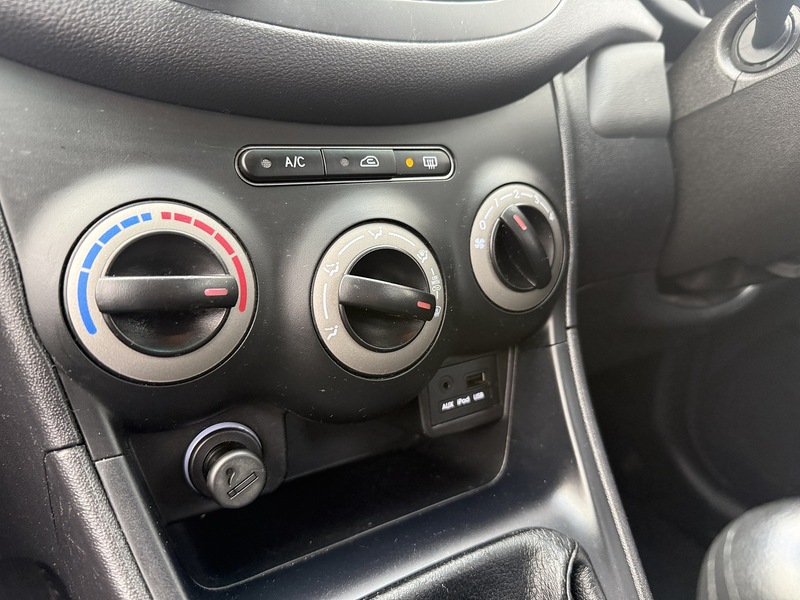 Used Hyundai i10 for sale - 77490699: Photo 45