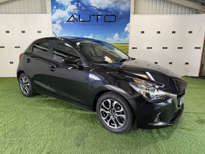 Used Mazda Mazda2 2015 for sale - 76194022: Photo 1