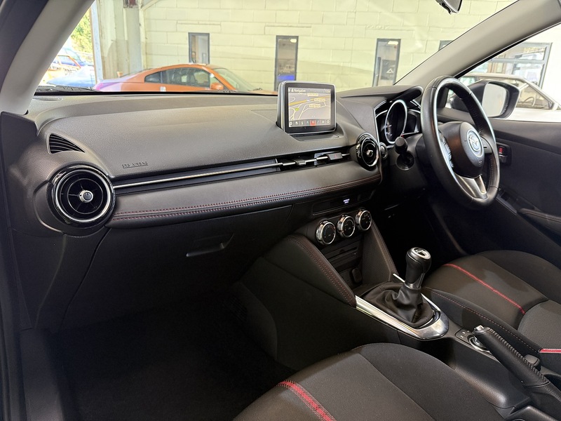 Used Mazda Mazda2 2015 for sale - 76194022: Photo 49