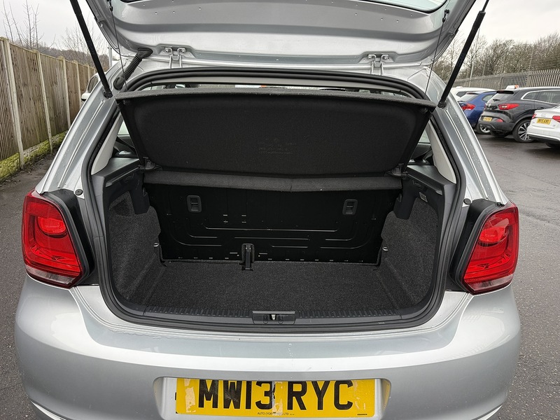 Used Volkswagen Polo 2013 for sale - 77276975: Photo 33