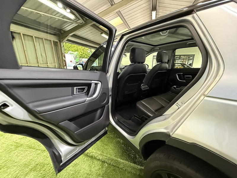 Used Land Rover Discovery Sport 2015 for sale - 76686771: Photo 48