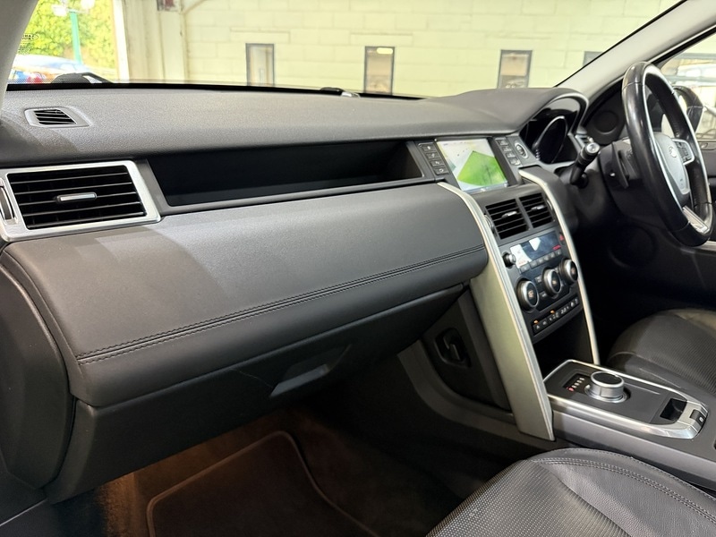 Used Land Rover Discovery Sport 2015 for sale - 76686771: Photo 57