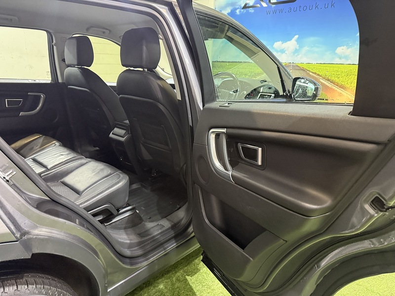 Used Land Rover Discovery Sport 2016 for sale - 77258886: Photo 45