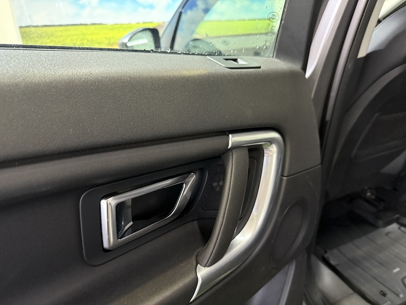 Used Land Rover Discovery Sport 2016 for sale - 77258886: Photo 53