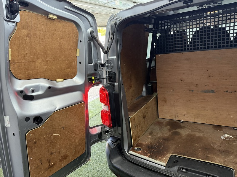 Used Peugeot Expert 2020 for sale - 77258847: Photo 29