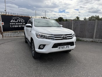 Used Toyota Hilux 2019 for sale - 79871874: Photo