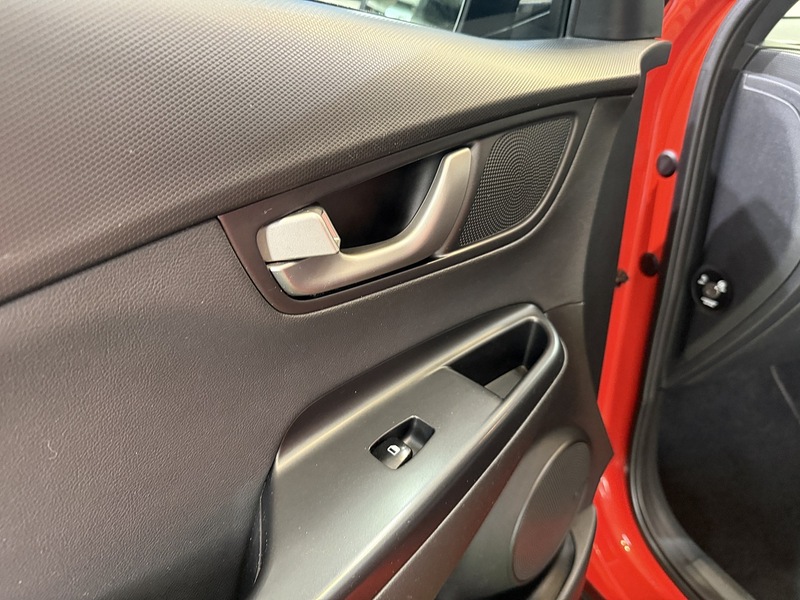 Used Hyundai KONA 2018 for sale - 77258865: Photo 48