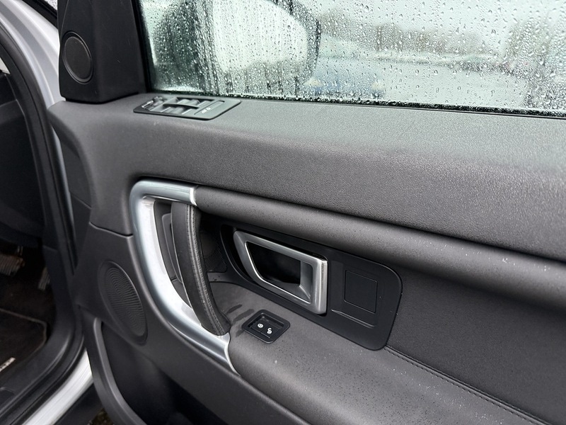 Used Land Rover Discovery Sport 2015 for sale - 77384840: Photo 25