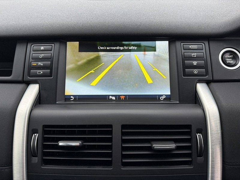 Used Land Rover Discovery Sport 2015 for sale - 77384840: Photo 40