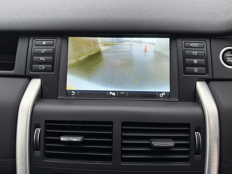 Used Land Rover Discovery Sport 2015 for sale - 77384840: Photo 41