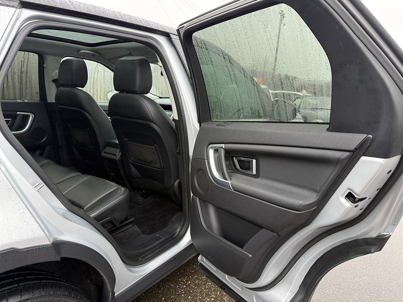 Used Land Rover Discovery Sport 2015 for sale - 77384840: Photo 43