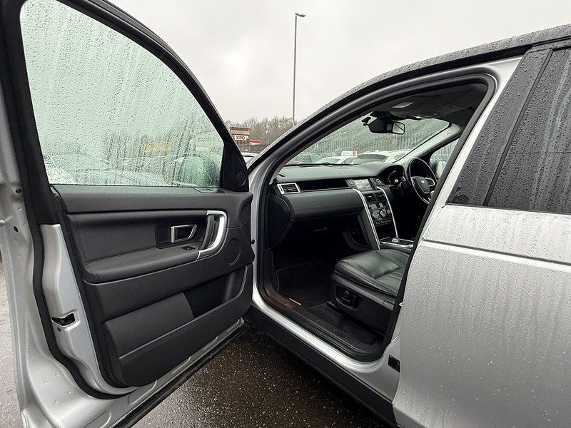 Used Land Rover Discovery Sport 2015 for sale - 77384840: Photo 64