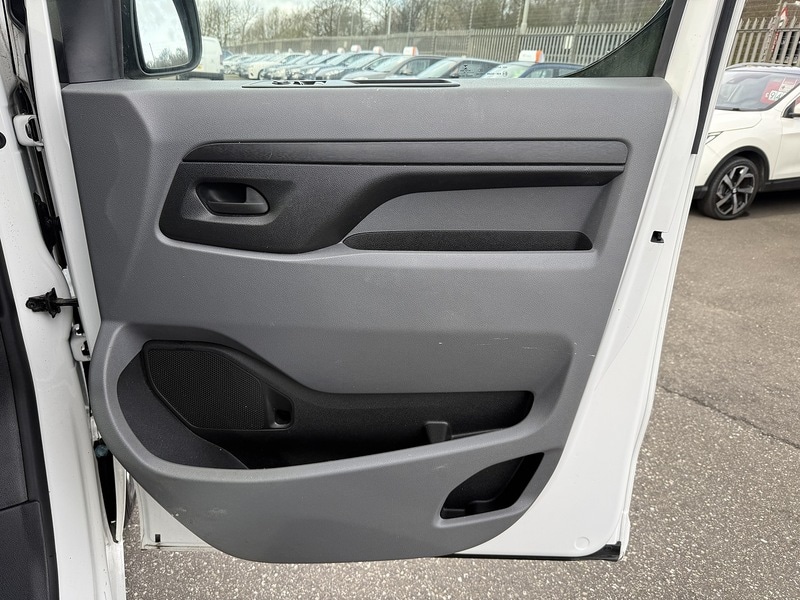 Used Vauxhall Vivaro 2020 for sale - 77258883: Photo 17