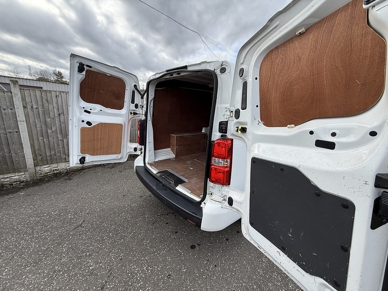 Used Vauxhall Vivaro 2020 for sale - 77258883: Photo 40