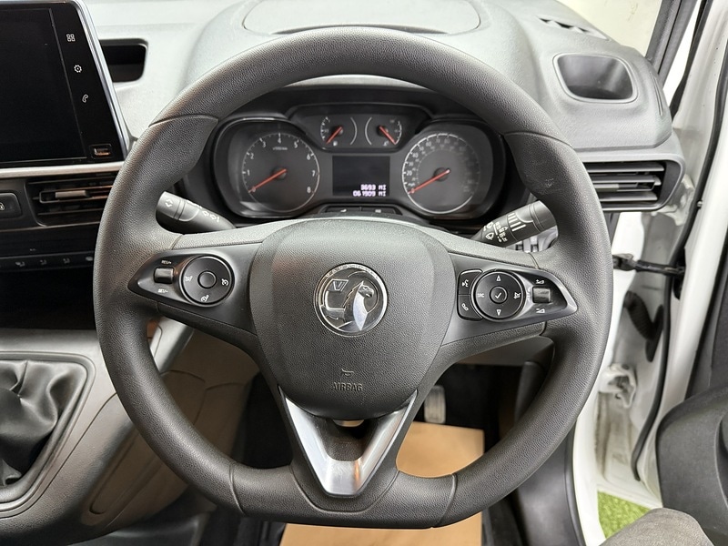 Used Vauxhall Combo 2020 for sale - 76193907: Photo 25