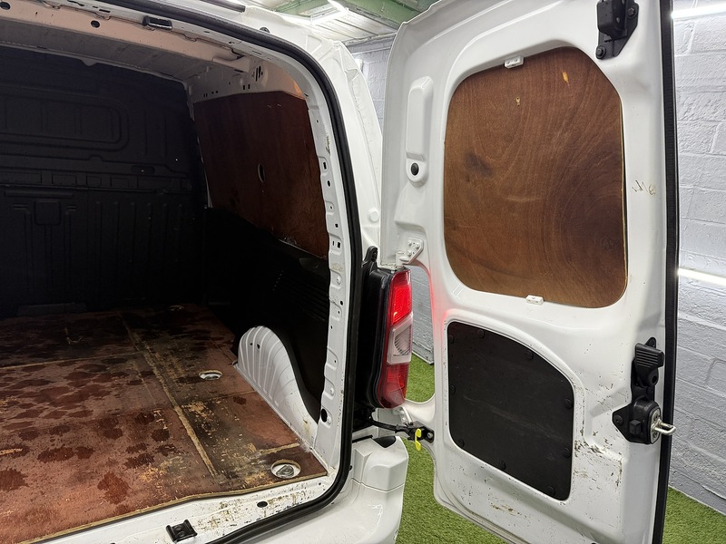 Used Vauxhall Combo 2020 for sale - 76193907: Photo 40