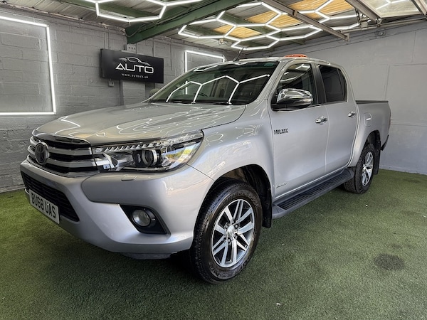 Used Toyota Hilux 2018 for sale - 76193920: Photo 1