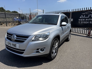 Used Volkswagen Tiguan 2011 for sale - 78997102: Photo