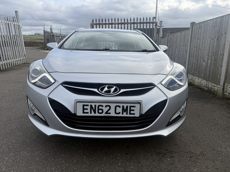 Used Hyundai i40 2012 for sale - 77655856: Photo 2