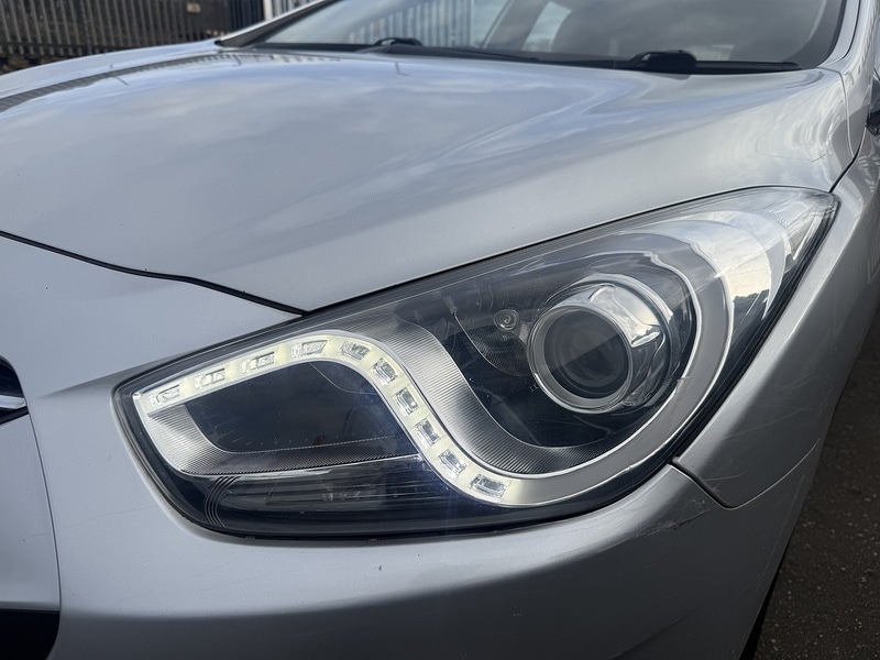 Used Hyundai i40 2012 for sale - 77655856: Photo 3