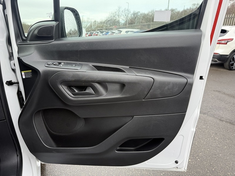 Used Peugeot Partner 2023 for sale - 77258941: Photo 16