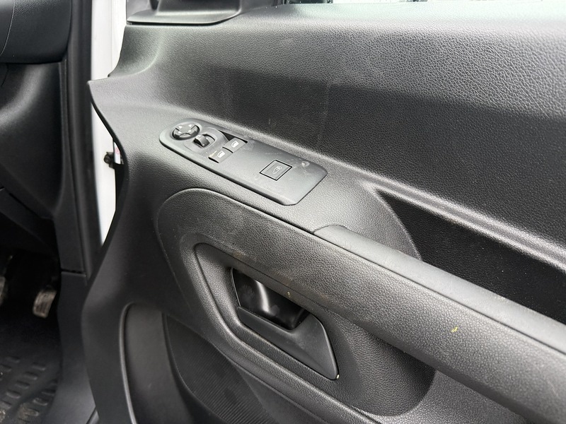 Used Peugeot Partner 2023 for sale - 77258941: Photo 17