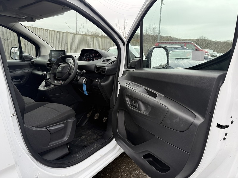 Used Peugeot Partner 2023 for sale - 77258941: Photo 18