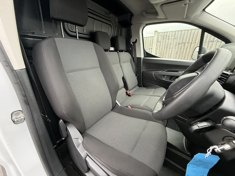 Used Peugeot Partner 2023 for sale - 77258941: Photo 19