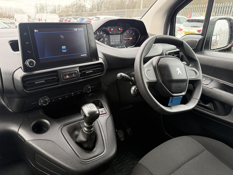 Used Peugeot Partner 2023 for sale - 77258941: Photo 40