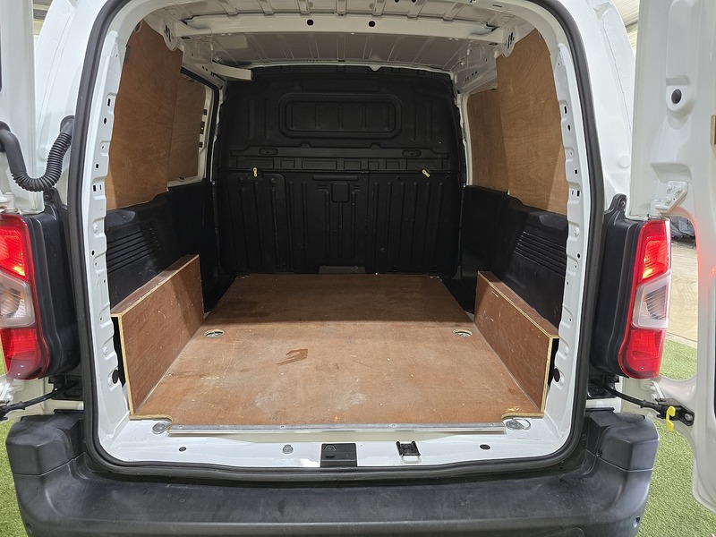 Vehicle 27