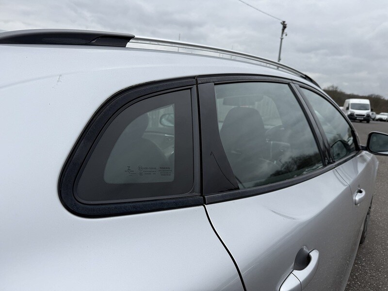 Used Volvo V40 2013 for sale - 78097566: Photo 11