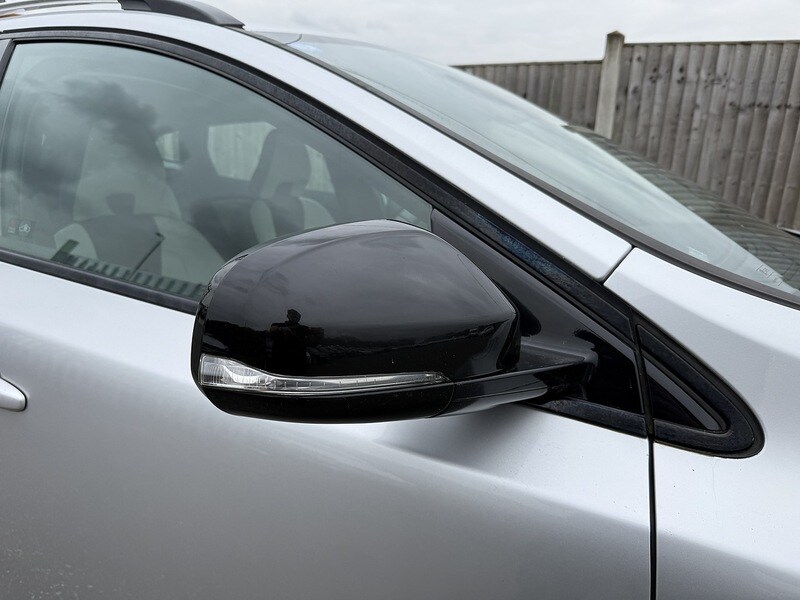 Used Volvo V40 2013 for sale - 78097566: Photo 15