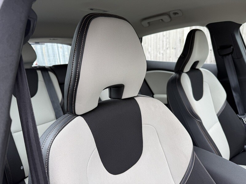 Used Volvo V40 2013 for sale - 78097566: Photo 21