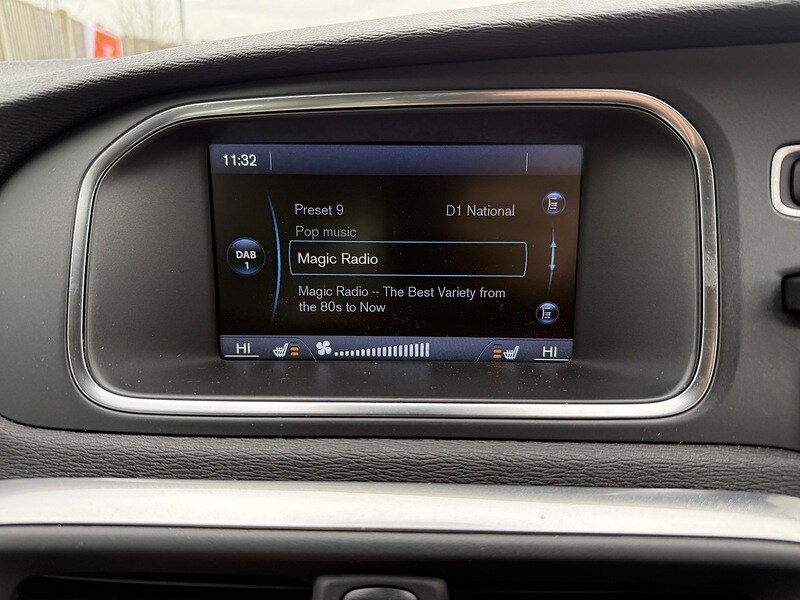 Used Volvo V40 2013 for sale - 78097566: Photo 23