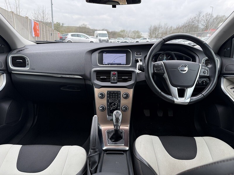 Used Volvo V40 2013 for sale - 78097566: Photo 32