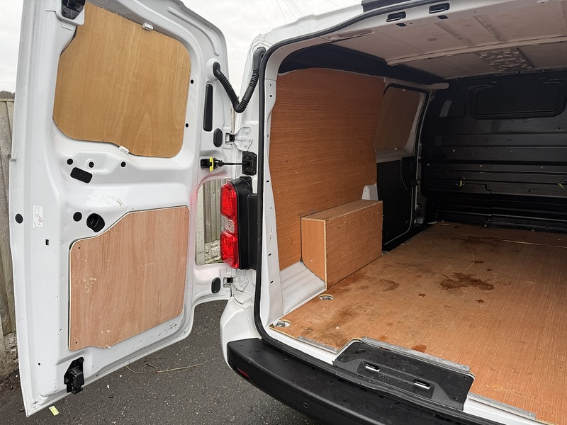 Used Vauxhall Vivaro 2023 for sale - 77258937: Photo 30