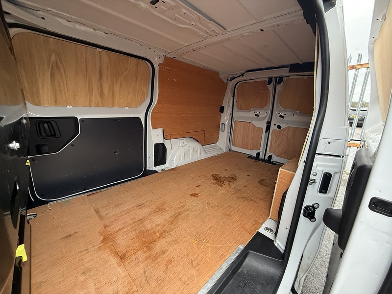 Used Vauxhall Vivaro 2023 for sale - 77258937: Photo 34