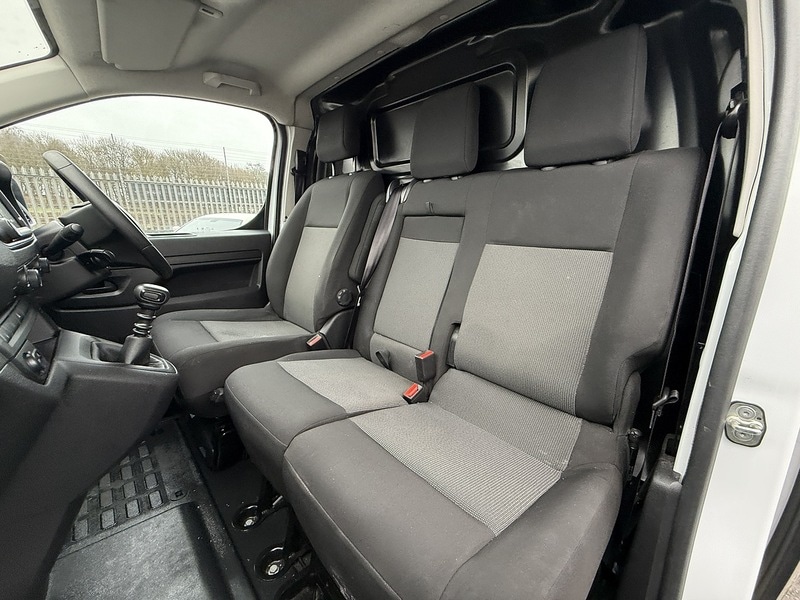 Used Vauxhall Vivaro 2023 for sale - 77258937: Photo 35