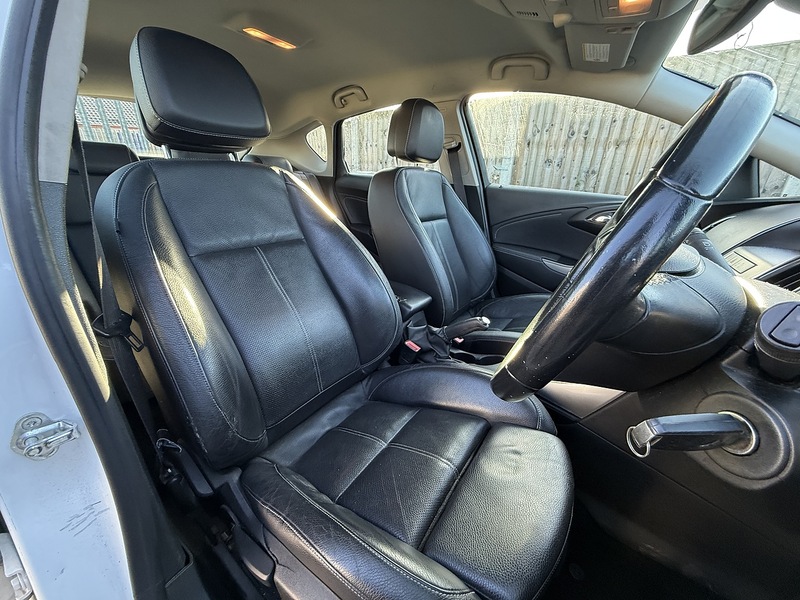 Used Vauxhall Astra 2013 for sale - 77258895: Photo 12