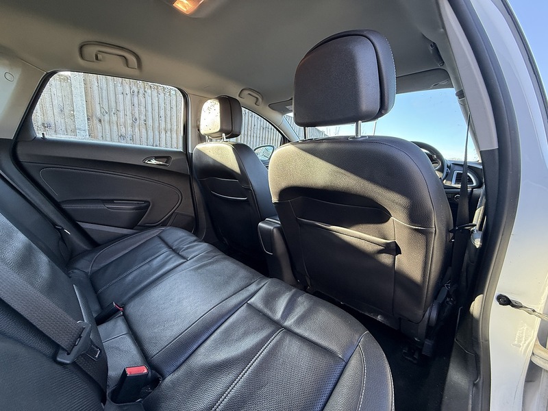 Used Vauxhall Astra 2013 for sale - 77258895: Photo 23