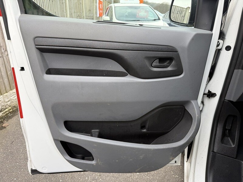 Used Vauxhall Vivaro 2020 for sale - 77805801: Photo 45
