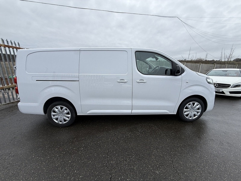 Used Vauxhall Vivaro 2023 for sale - 77258935: Photo 12