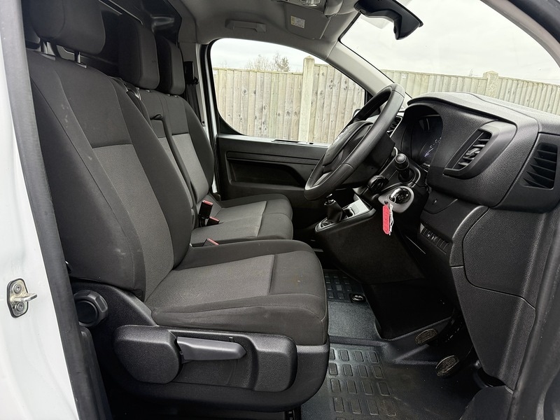 Used Vauxhall Vivaro 2023 for sale - 77258935: Photo 18