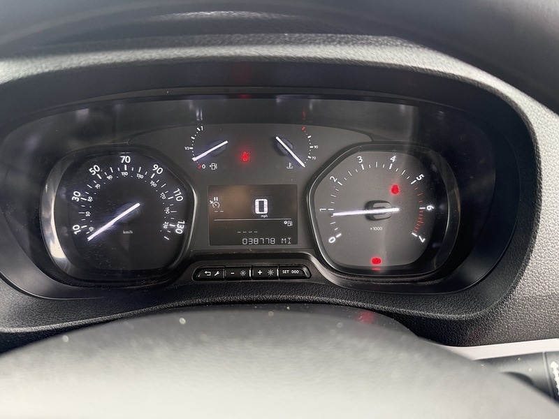 Used Vauxhall Vivaro 2023 for sale - 77258935: Photo 25