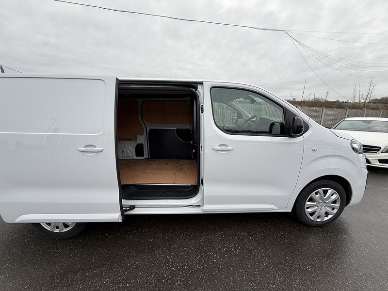 Used Vauxhall Vivaro 2023 for sale - 77258935: Photo 33