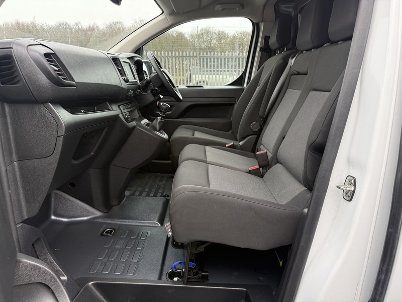 Used Vauxhall Vivaro 2023 for sale - 77258935: Photo 40