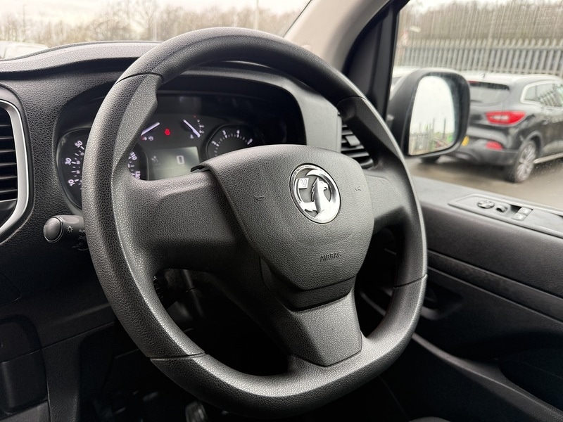 Used Vauxhall Vivaro 2023 for sale - 77258935: Photo 46