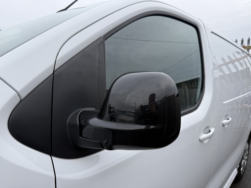 Used Vauxhall Vivaro 2023 for sale - 77258935: Photo 7