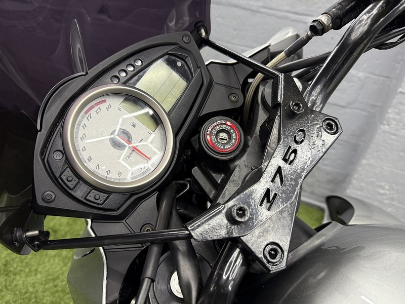 Used Kawasaki Z 2009 for sale - 78713645: Photo 20